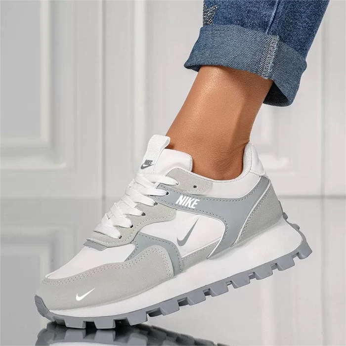 Women's sneakers